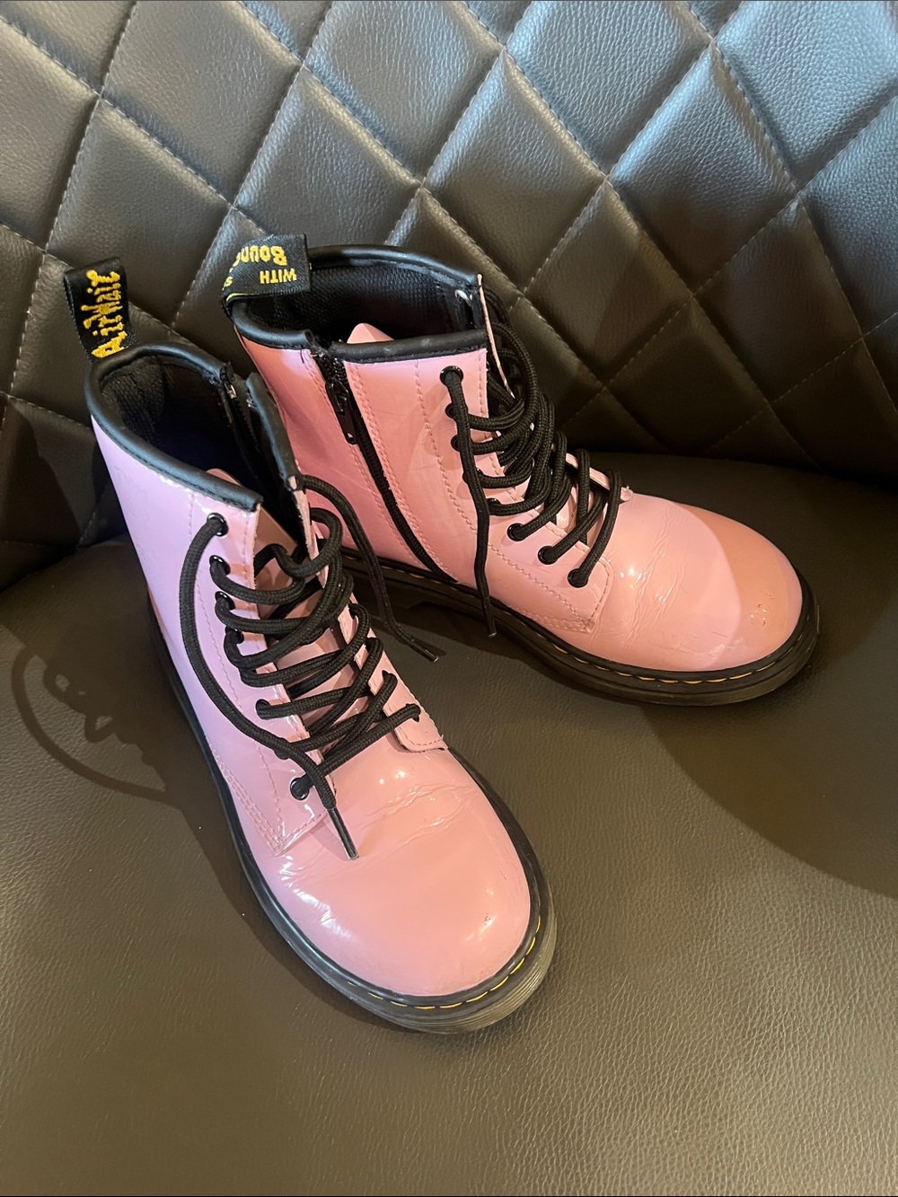 Dr. Martens Kids Pink Patent Lace-Up Boots with Black Soles